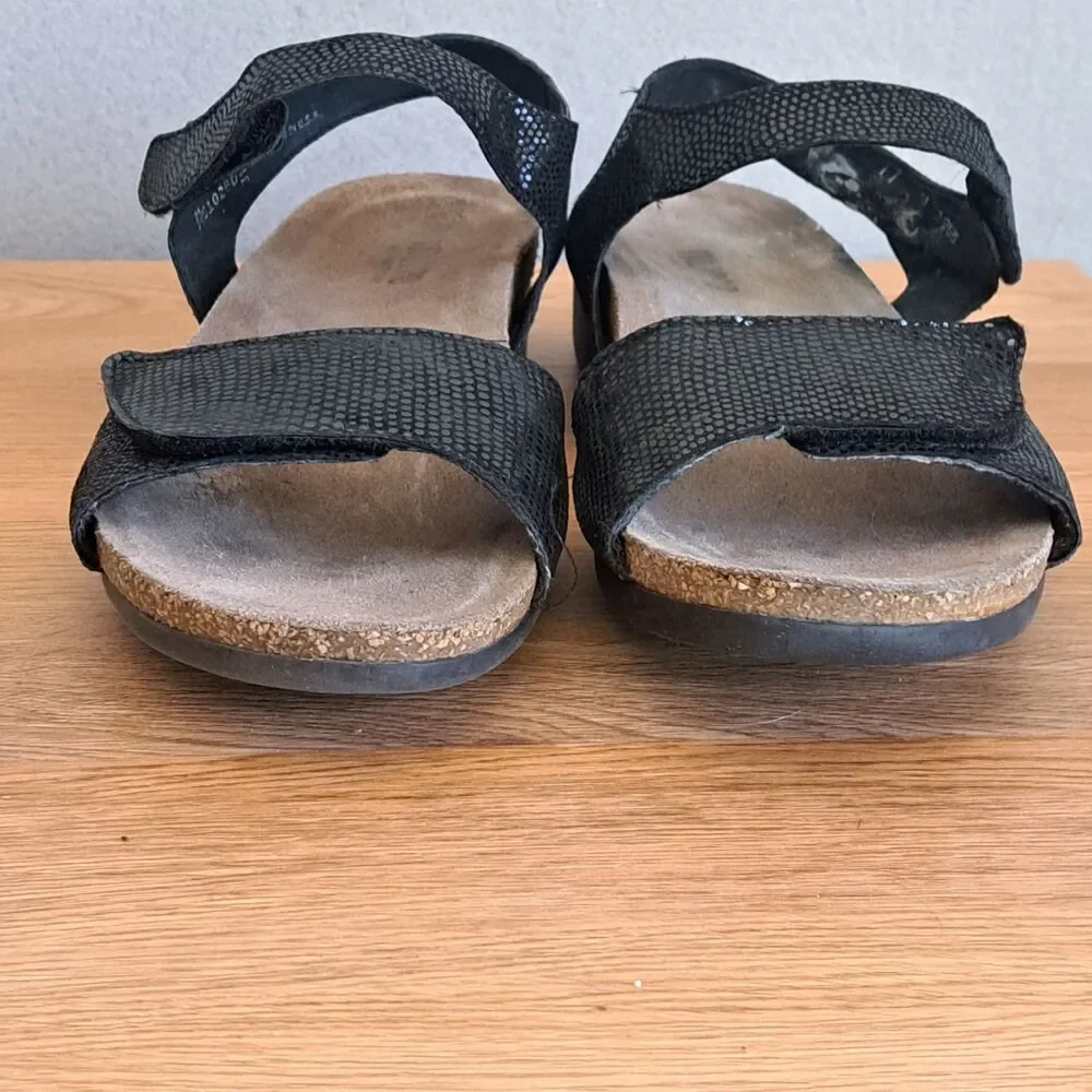Munro Catelyn Sandals Women’s 11 Black Suede Wedge Ankle Strap Comfort Shoes